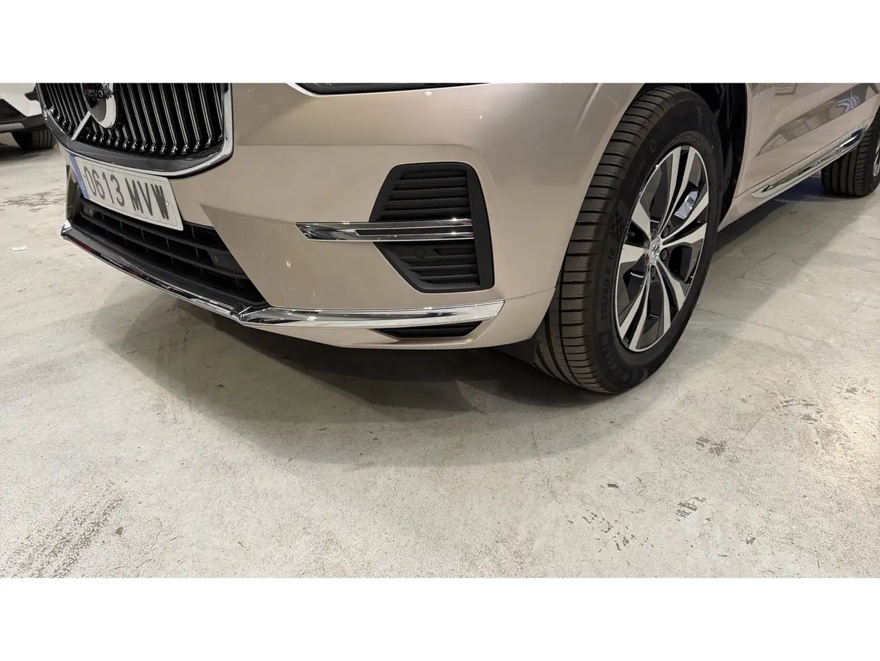 Volvo XC60 T6 Recharge Core — Galerie du véhicule 38