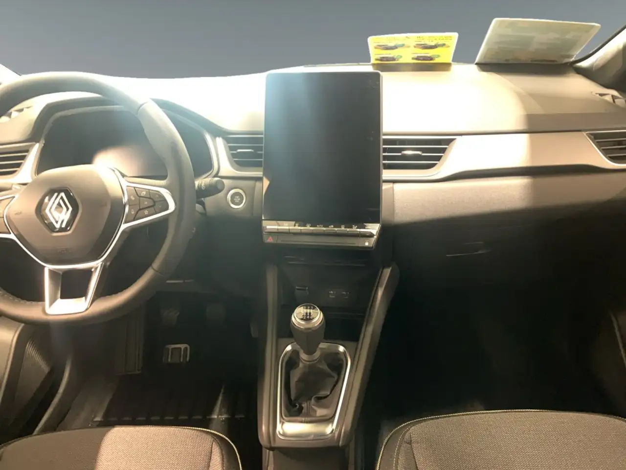 Renault Captur II 1.0 TCe 90 EU6e Techno WINTER-PAKET — معرض صور السيارة 11