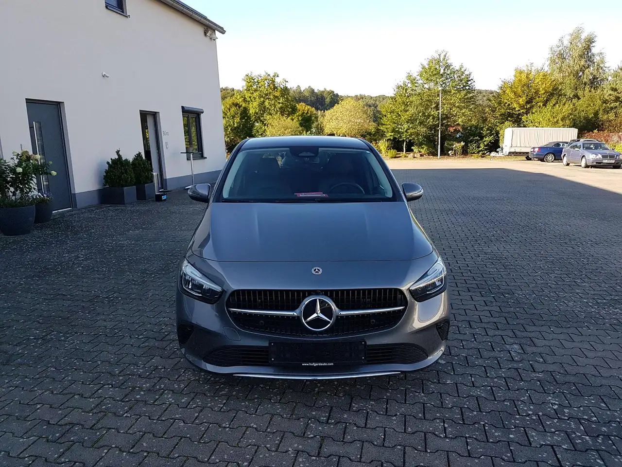 Mercedes-Benz B 200 B 200 Progressive Line Advanced Fahrassistenz-Paket Standheizung Fondsitzlängs verstellbar Memory Leder Verkehrszeichen — Galería del vehículo 40