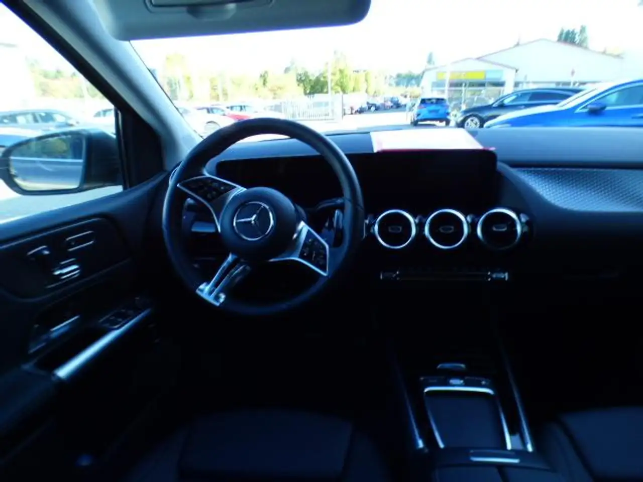 Mercedes-Benz B 200 B 200 Progressive Line Advanced Fahrassistenz-Paket Standheizung Fondsitzlängs verstellbar Memory Leder Verkehrszeichen — Galería del vehículo 27
