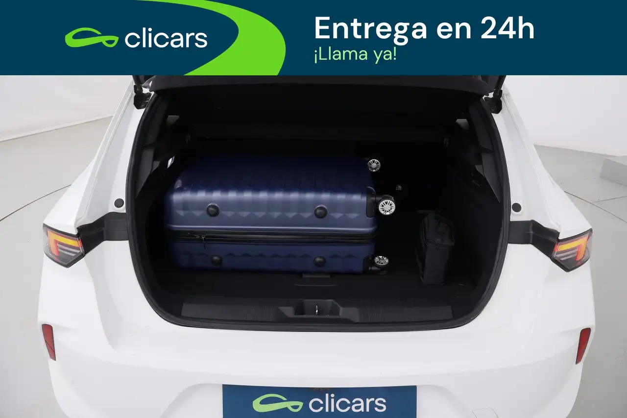 Opel Astra 1.2T XHT S/S GS 130 — معرض صور السيارة 18
