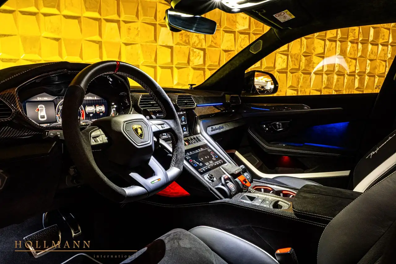Lamborghini Urus + PERFORMANTE +FULL CARBON + 3D B&O + — Vehicle gallery 13