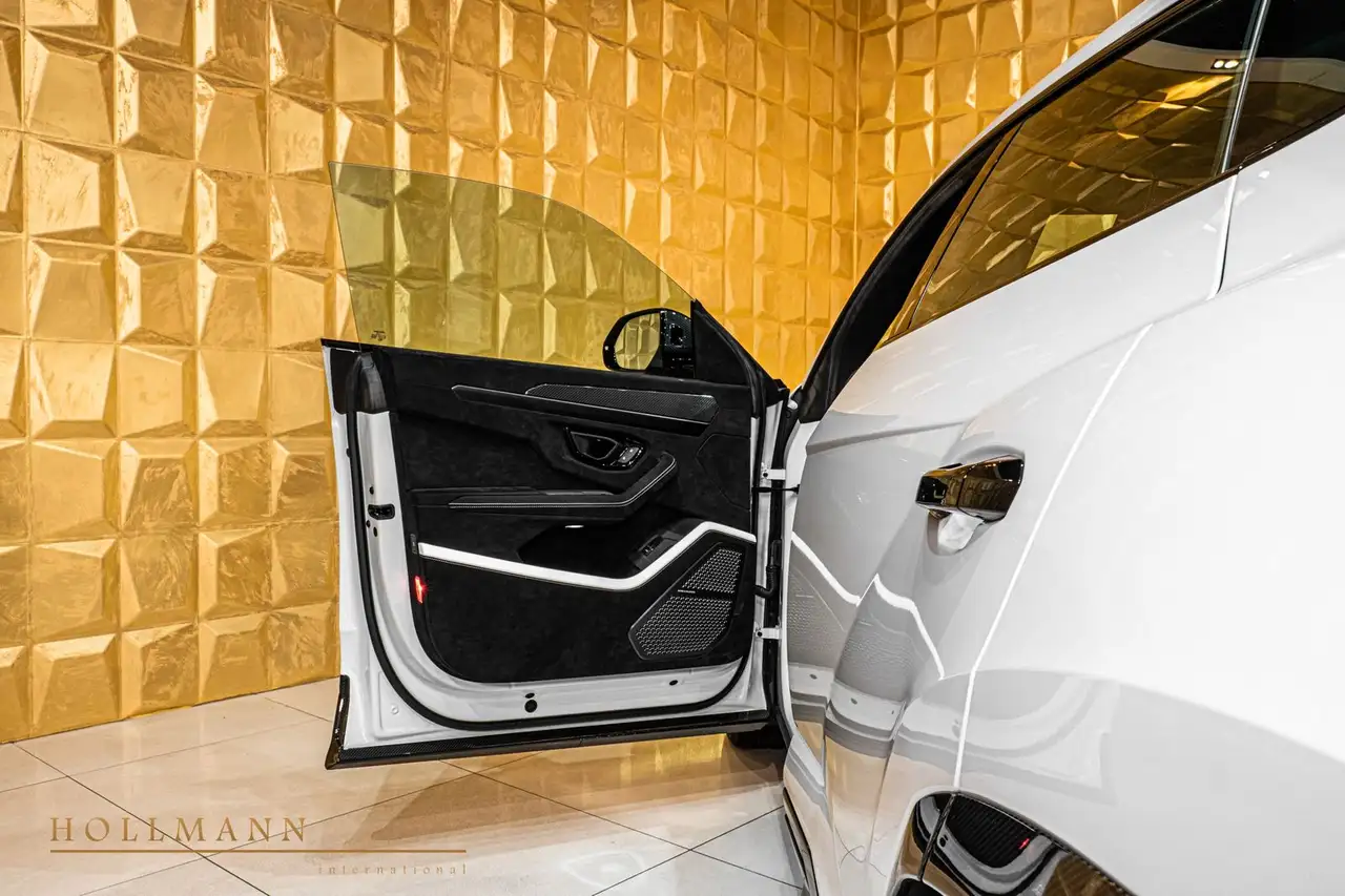 Lamborghini Urus + PERFORMANTE +FULL CARBON + 3D B&O + — Vehicle gallery 11