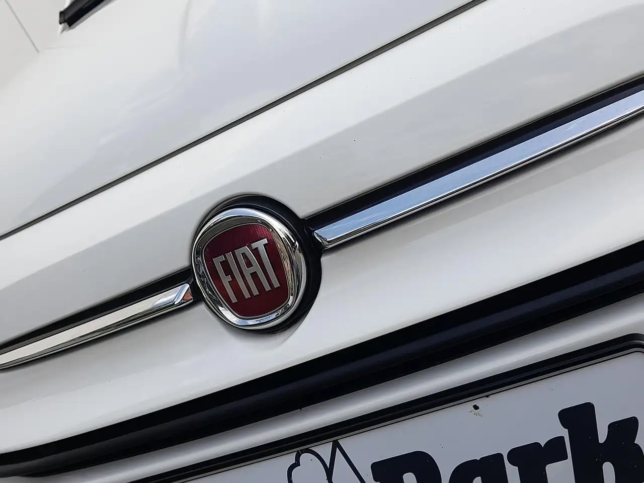 Fiat 500 1.0 GSE Hybrid NAVI~PDC~APP~GRA~ALU~MFL~NSW — Galería del vehículo 13