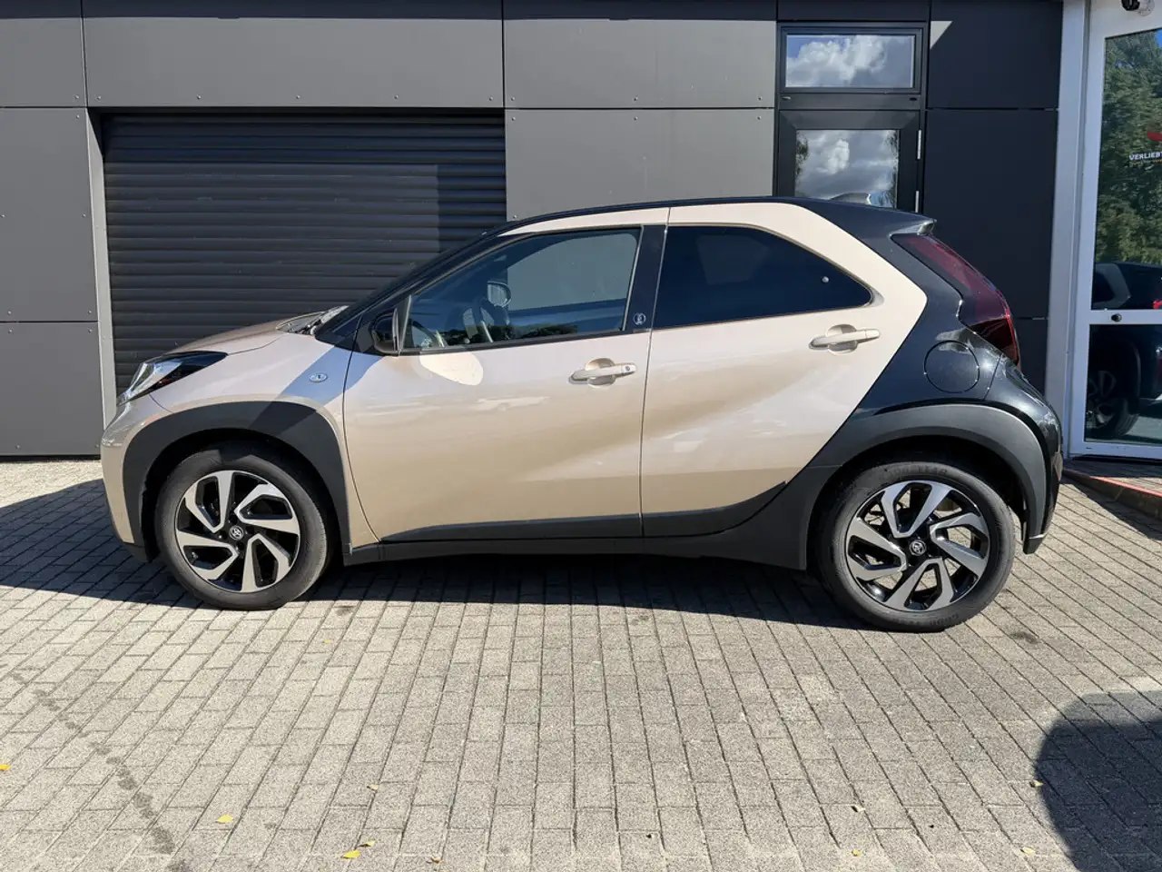 Toyota Aygo X 1.0 Team D — Galerie du véhicule 3