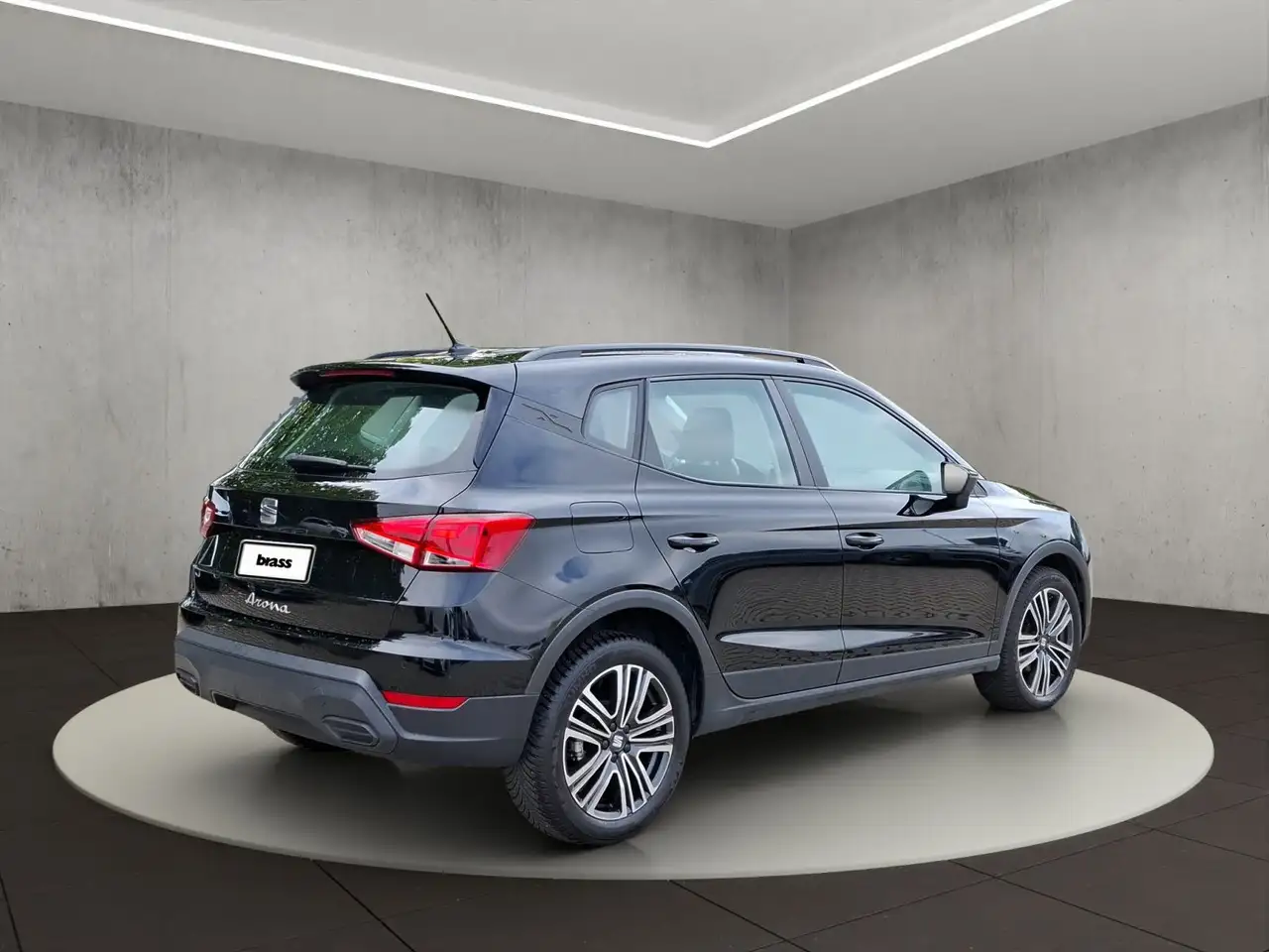 SEAT Arona Road Edition 1,0 DSG, Allwetterreifen — معرض صور السيارة 5