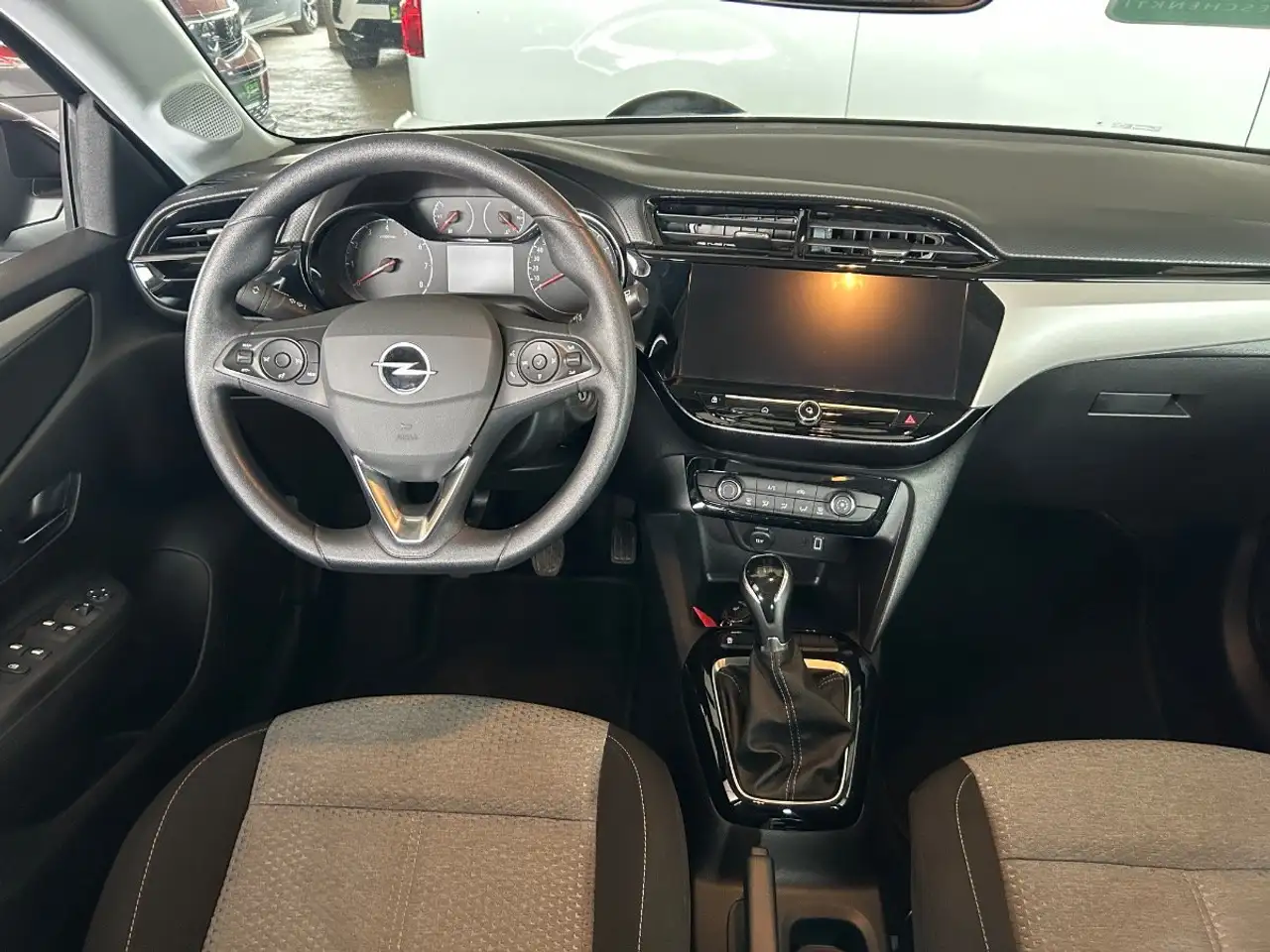 Opel Corsa F 1.2 PDC+Facelift+SpurH — معرض صور السيارة 10
