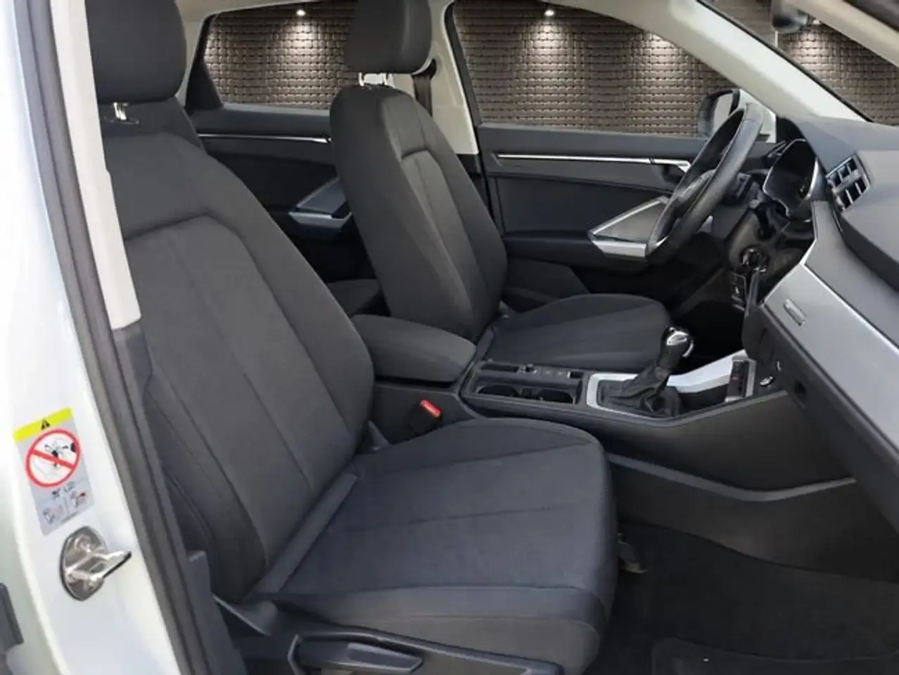 Audi Q3 45 TFSI e 180kW S tronic Advanced — معرض صور السيارة 10