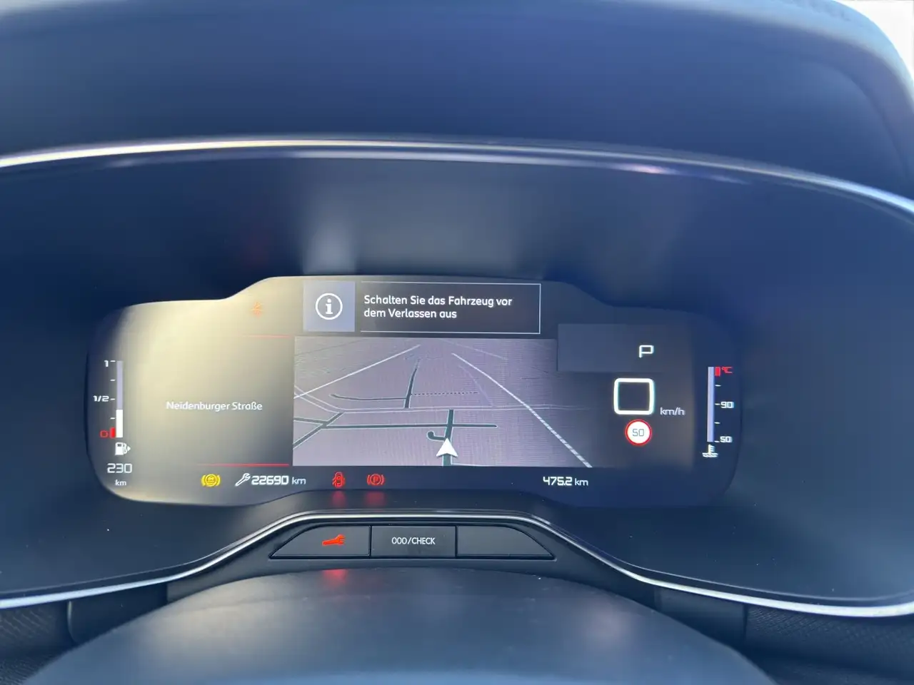 Citroen C5 Aircross Shine Mild-Hybrid 136 Navi+RFK+LM — معرض صور السيارة 13