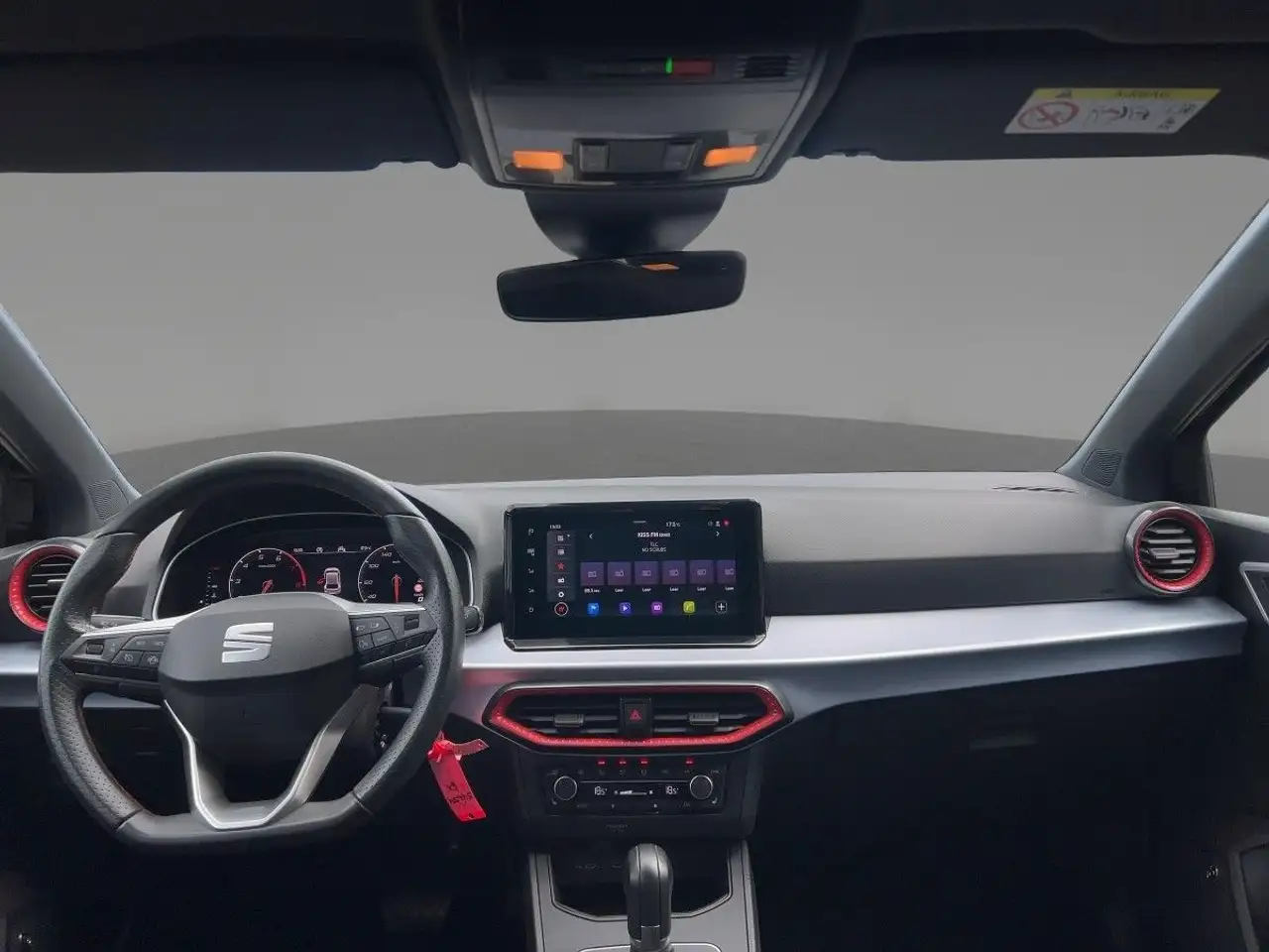 SEAT Ibiza 1.0 TSI FR DSG LED Beats Kamera Navi Sitzh — معرض صور السيارة 6