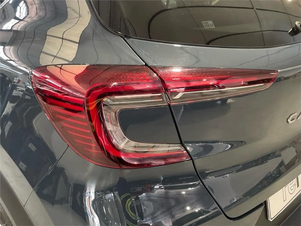 Renault Captur TCe Techno 67kW — معرض صور السيارة 18