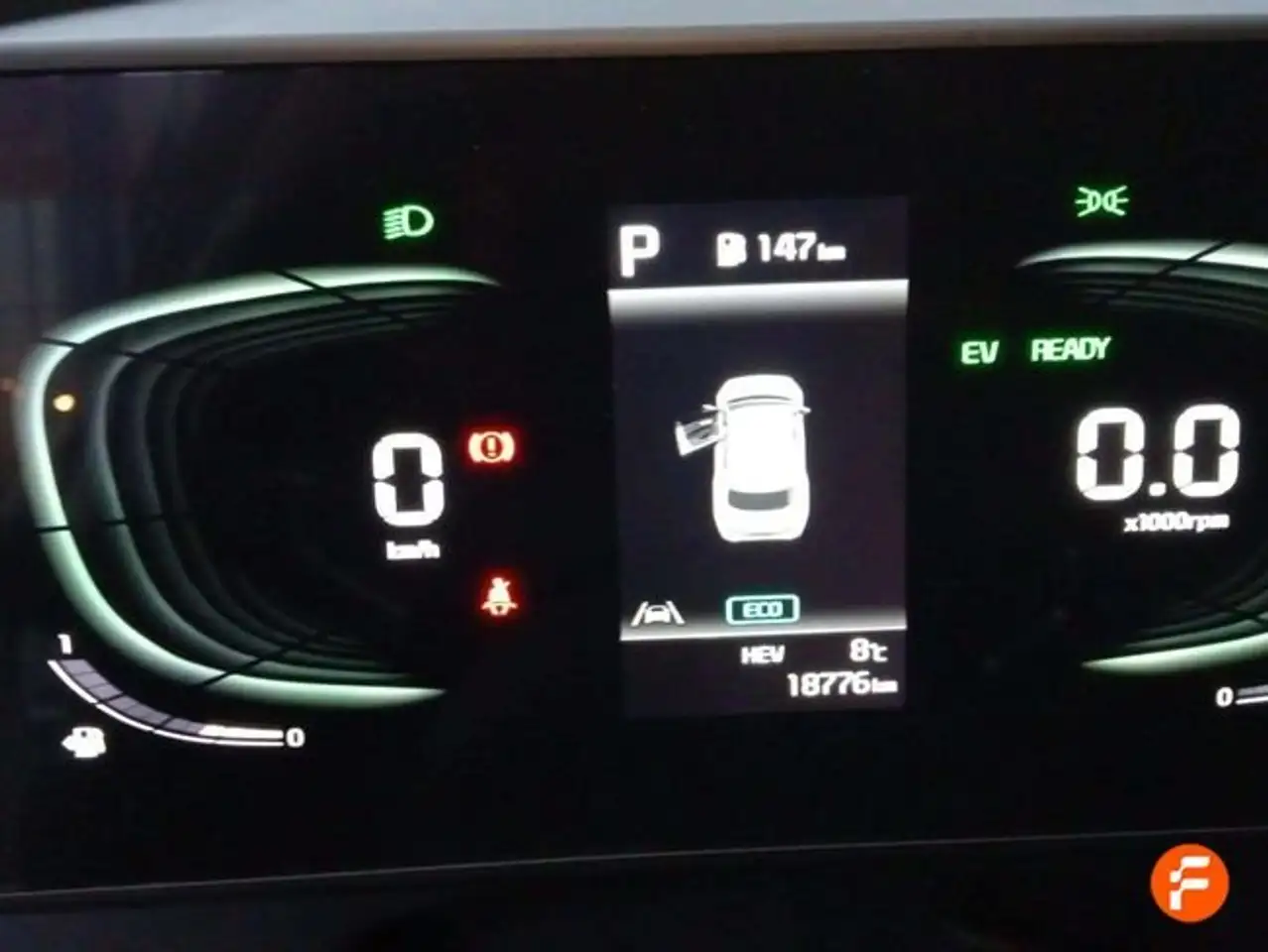 Kia Sportage 1.6 T-GDi PHEV 198kW (265CV) Drive 4x4 — معرض صور السيارة 19