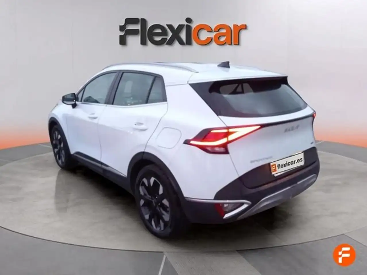 Kia Sportage 1.6 T-GDi PHEV 198kW (265CV) Drive 4x4 — معرض صور السيارة 12