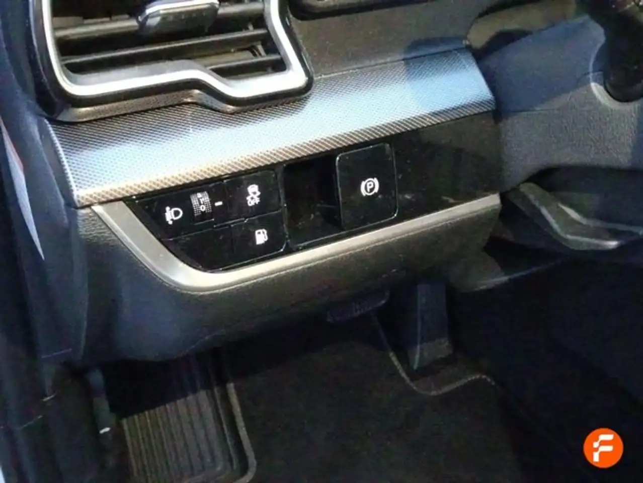 Kia Sportage 1.6 T-GDi PHEV 198kW (265CV) Drive 4x4 — معرض صور السيارة 28