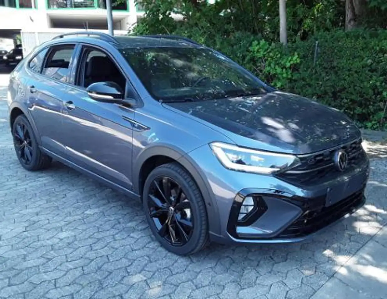 Volkswagen Taigo 1.5 TSI DSG BLACK R-LINE AHK NAVI KAM ACC — Vehicle gallery 4