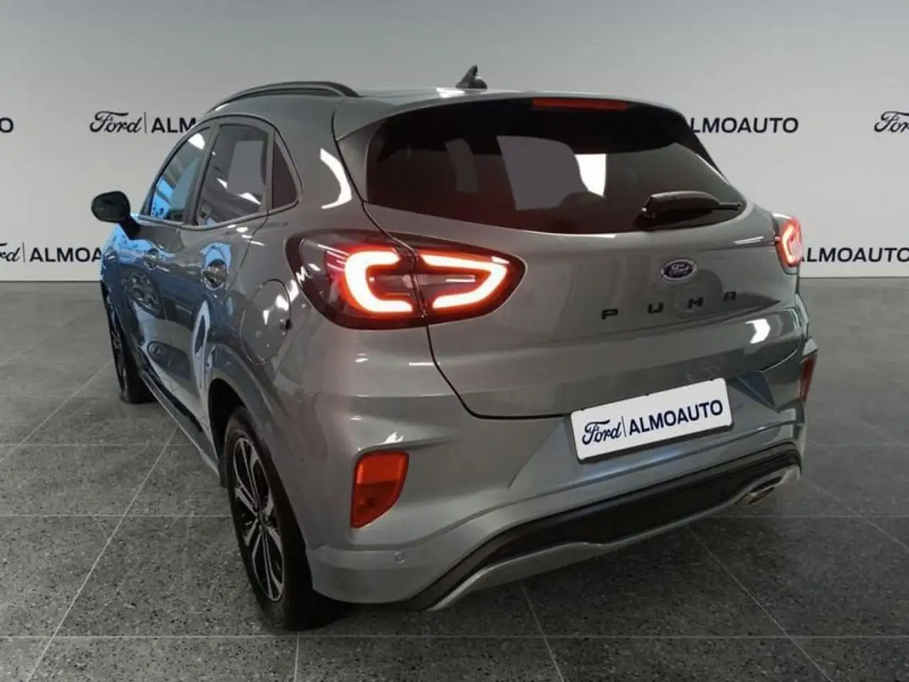 Ford Puma 1.0 EcoBoost MHEV Titanium 125 — معرض صور السيارة 6