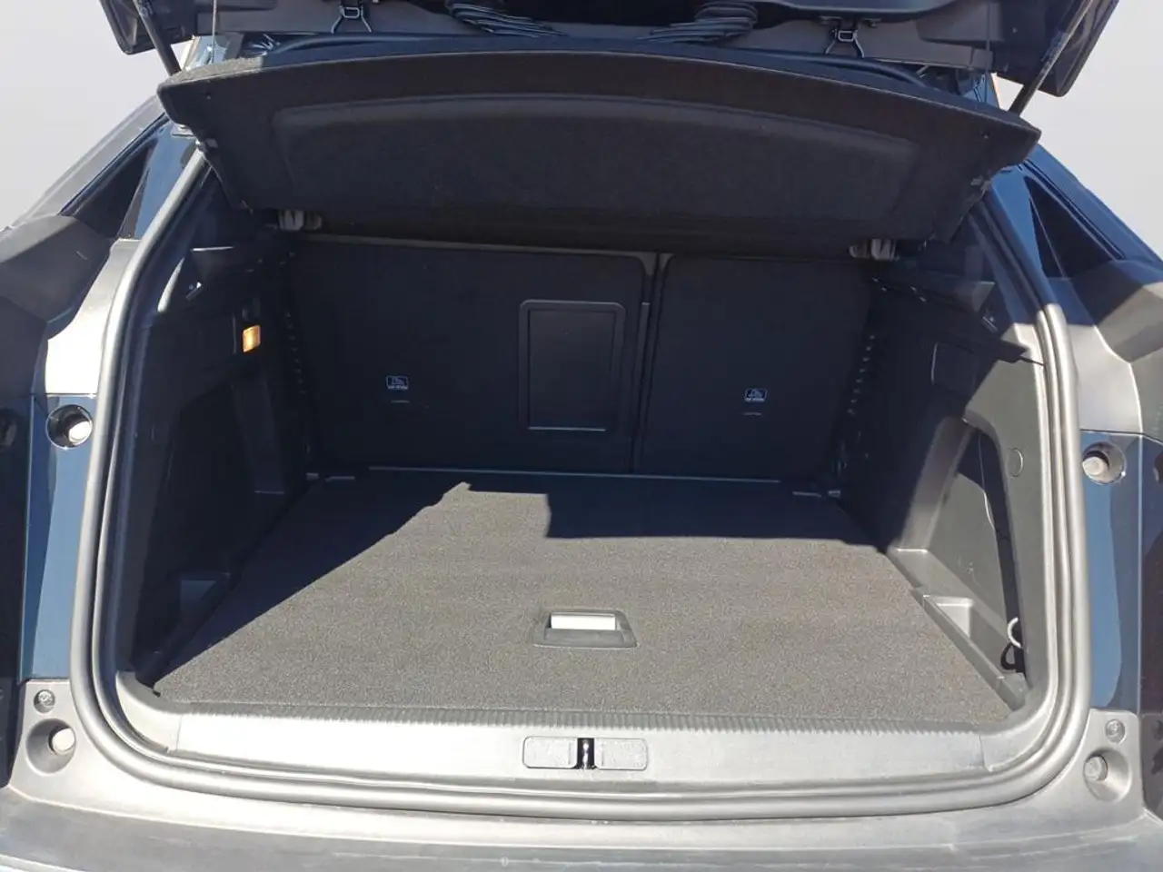 Peugeot 3008 Allure Pack Pur — معرض صور السيارة 16