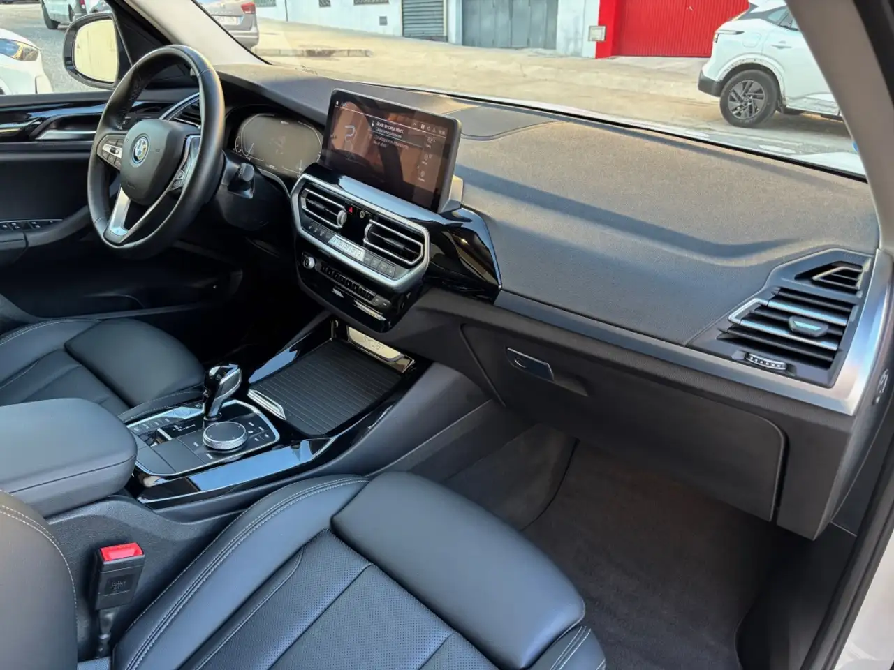 BMW X3 xDrive 30e xLine — معرض صور السيارة 11
