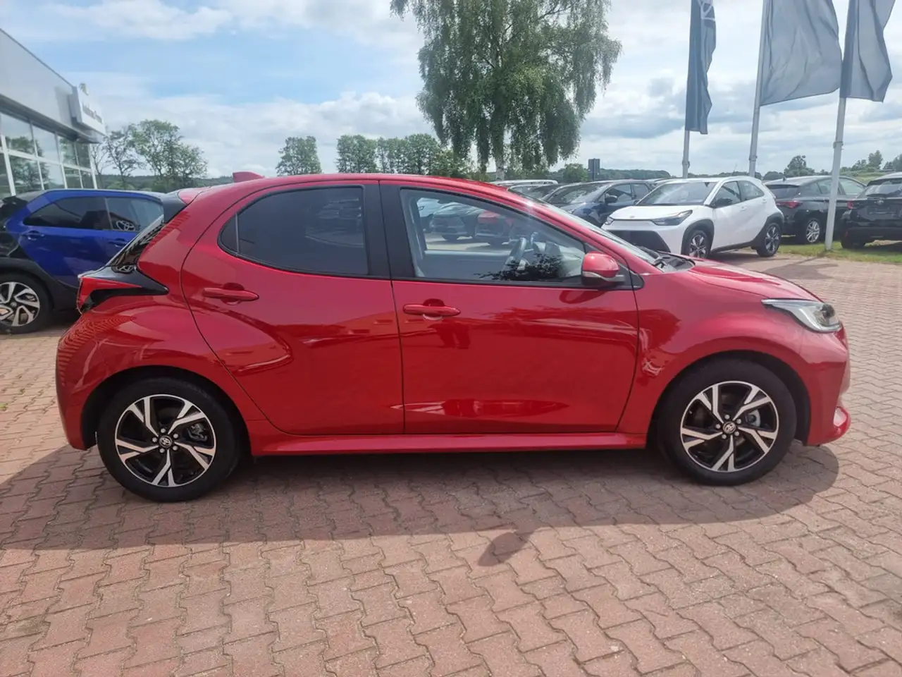 Toyota Yaris 1.5 Hybrid Team Deutschland — Galería del vehículo 23