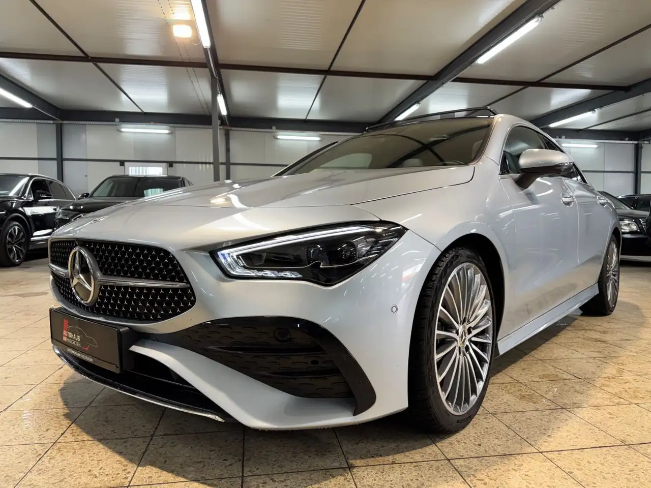 Mercedes-Benz CLA 250 4M Coupe*AMG PREMIUM+*TECHNK*BRMS*PANO — معرض صور السيارة 5