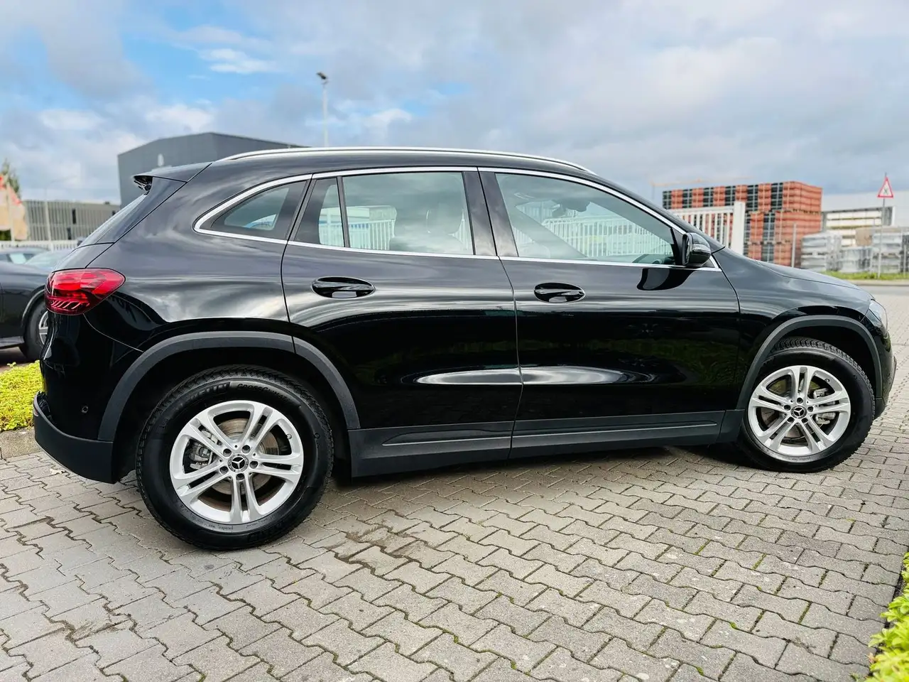 Mercedes-Benz GLA 200 PROGRESSIVE Advanced, Distronic, RFK, LED, DAB, EP — Galerie du véhicule 6