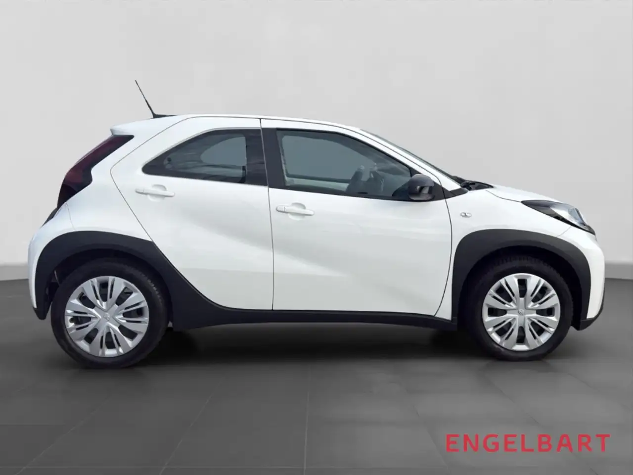 Toyota Aygo X Business CarPlay Kamera Sitzheizung — Vehicle gallery 5