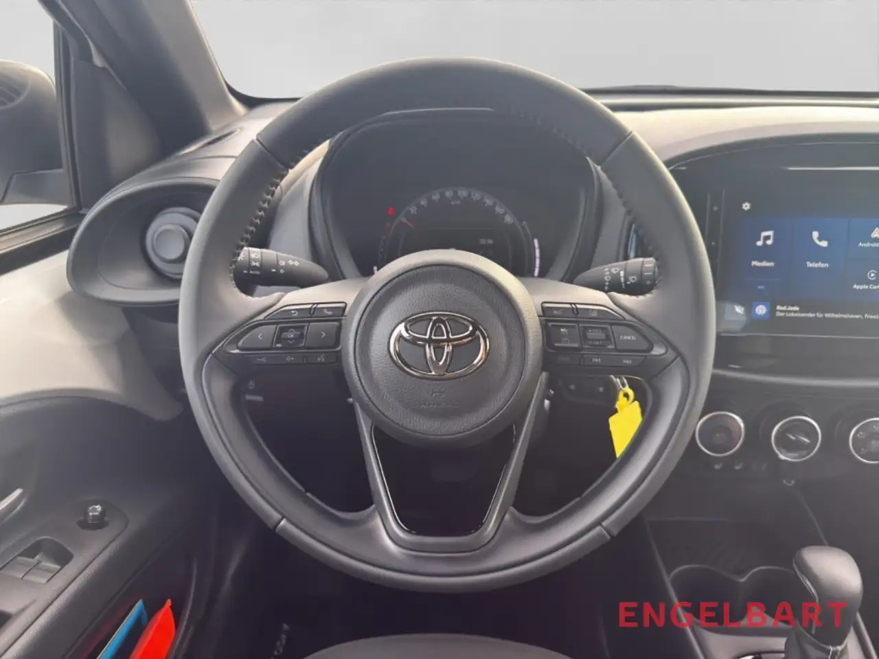 Toyota Aygo X Business CarPlay Kamera Sitzheizung — Vehicle gallery 8