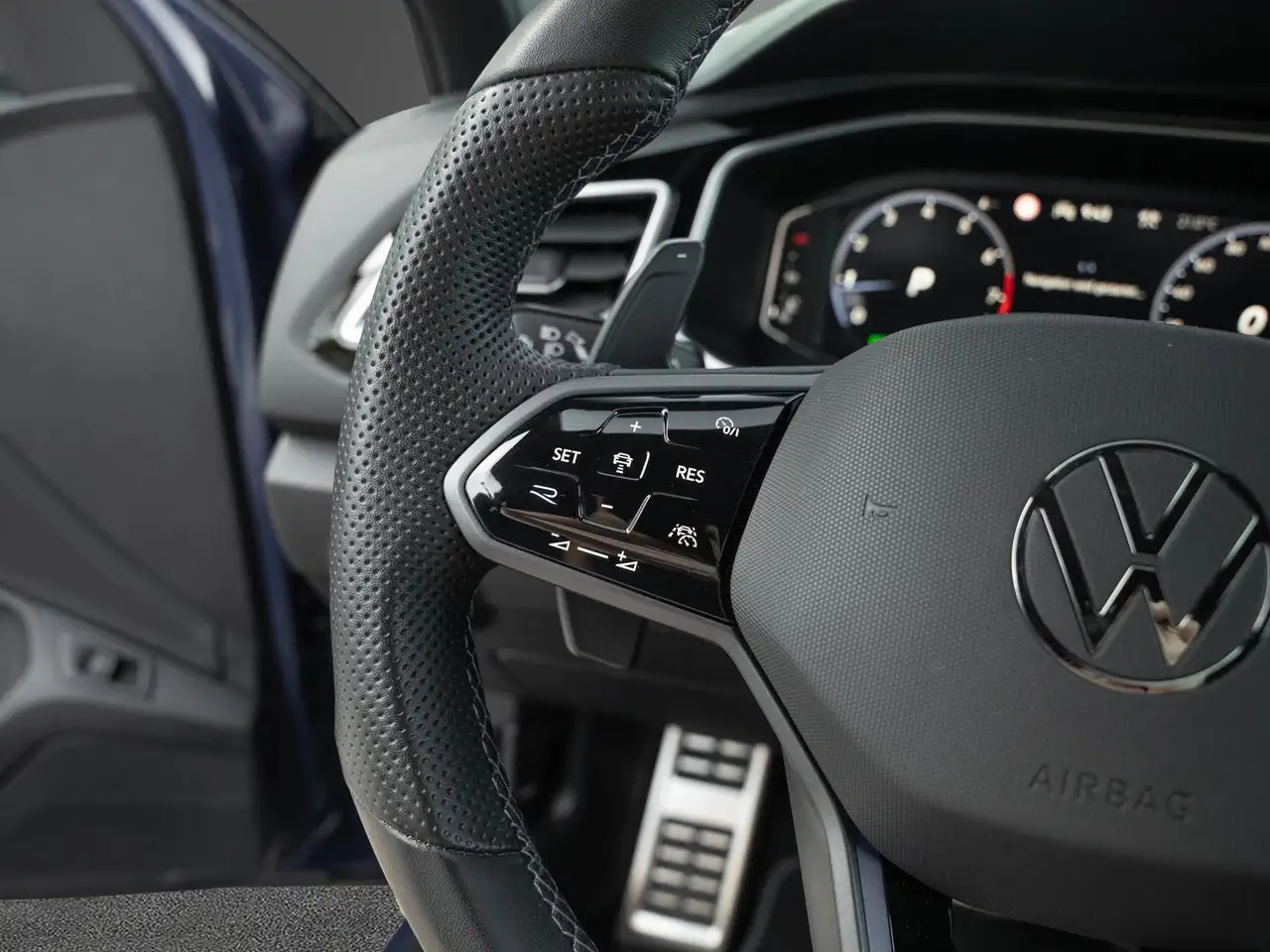 Volkswagen T-Roc R 4Motion IQ.DRIVE-Paket inkl. IQ.Light — معرض صور السيارة 20