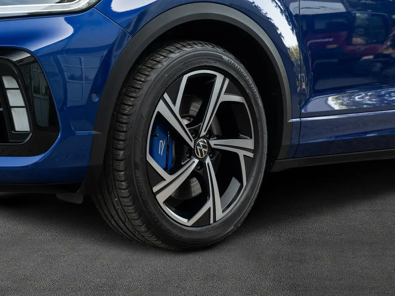 Volkswagen T-Roc R 4Motion IQ.DRIVE-Paket inkl. IQ.Light — معرض صور السيارة 11