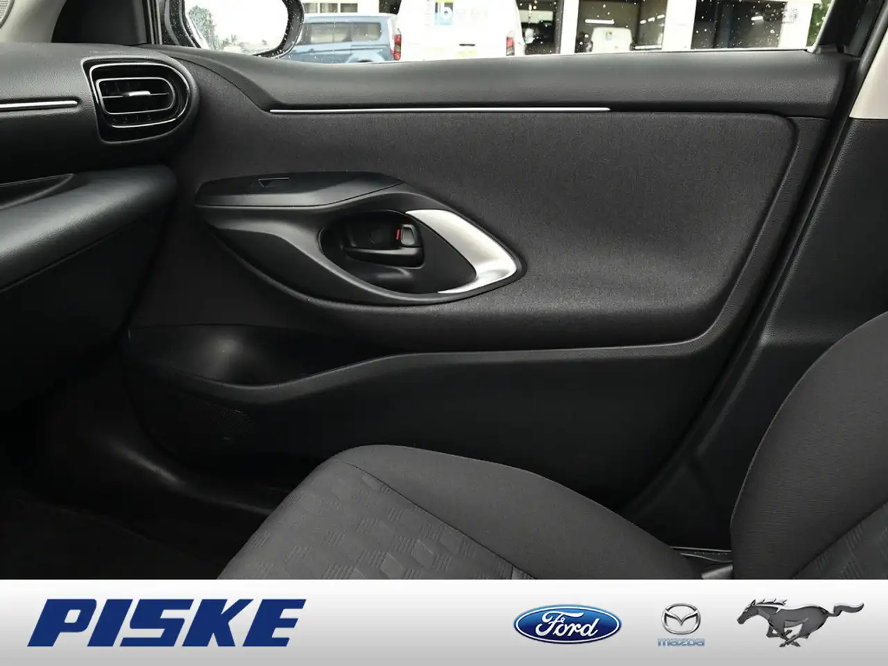 Mazda 2 Hybrid Exclusive-Line KLIMA PDC SHZ FSE ACC — معرض صور السيارة 13