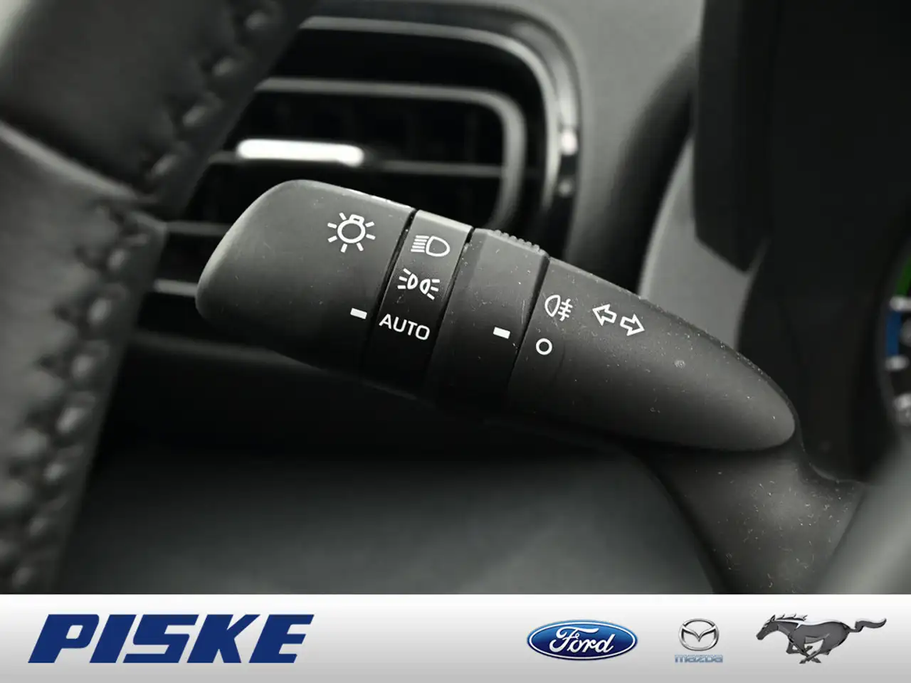 Mazda 2 Hybrid Exclusive-Line KLIMA PDC SHZ FSE ACC — معرض صور السيارة 19