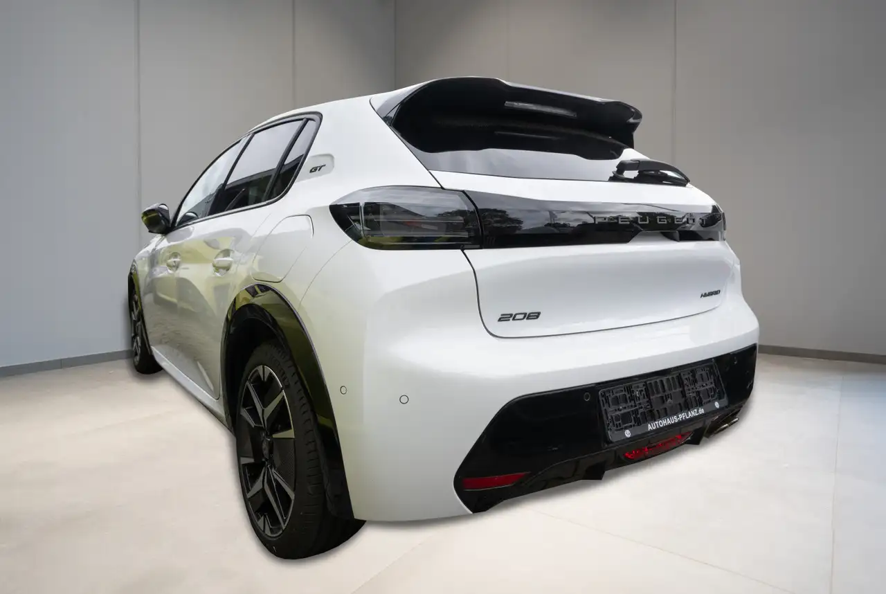 Peugeot 208 GT 1.2 Hybrid 136 e-DSC6 *360°KAMERA*MIRRORSCREEN* — Galerie du véhicule 4