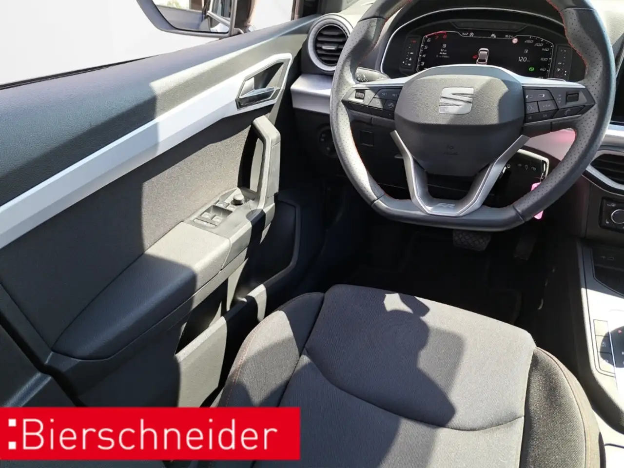 SEAT Ibiza 1.0 TSI DSG FR ACTIVE-INFO-DISPLAY VIRTUAL LED NAV — Galerie du véhicule 14