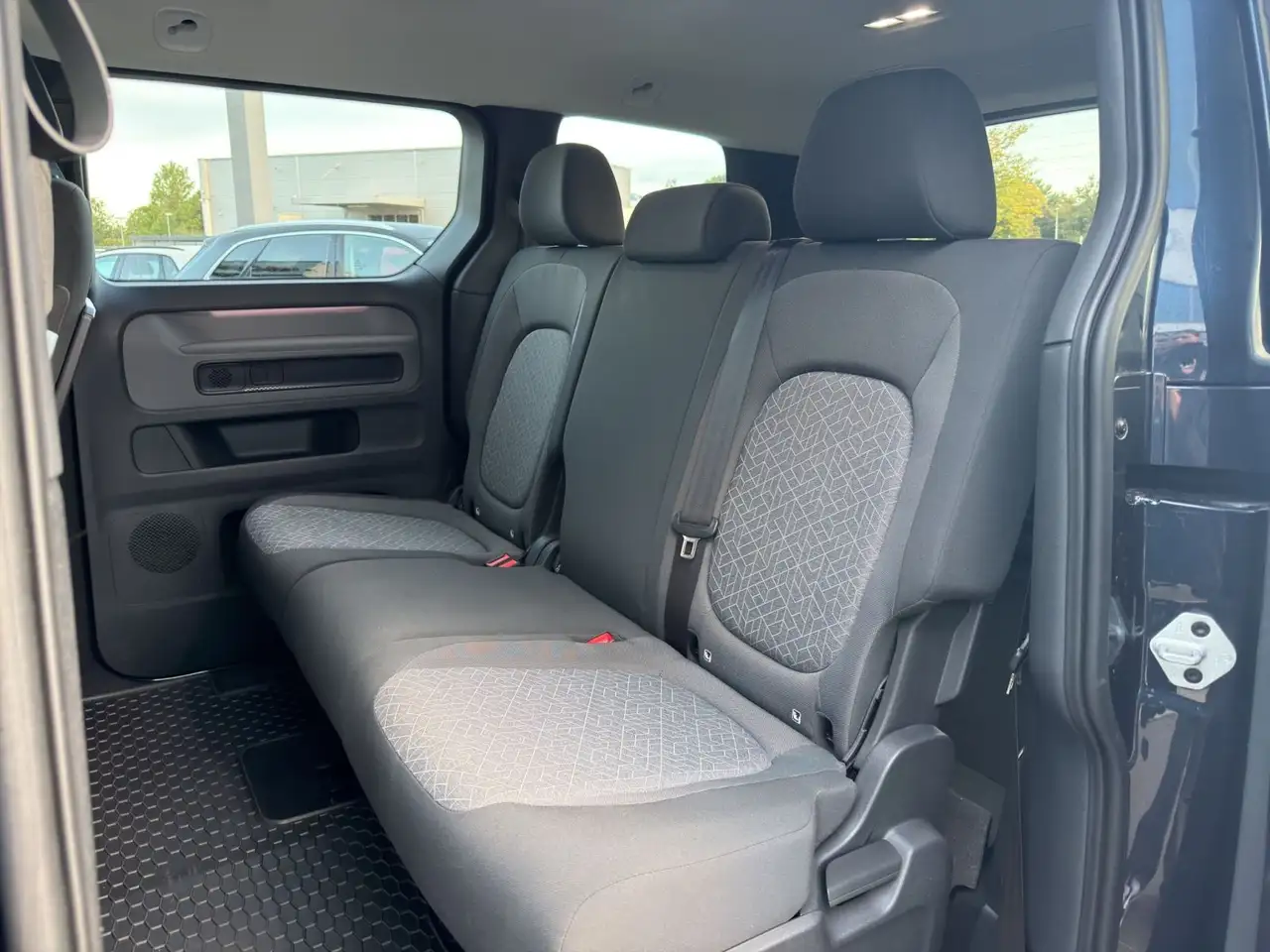 Volkswagen ID. Buzz ID.Buzz Pro Tempo/Einparkhi/Multilenk — Galerie du véhicule 16