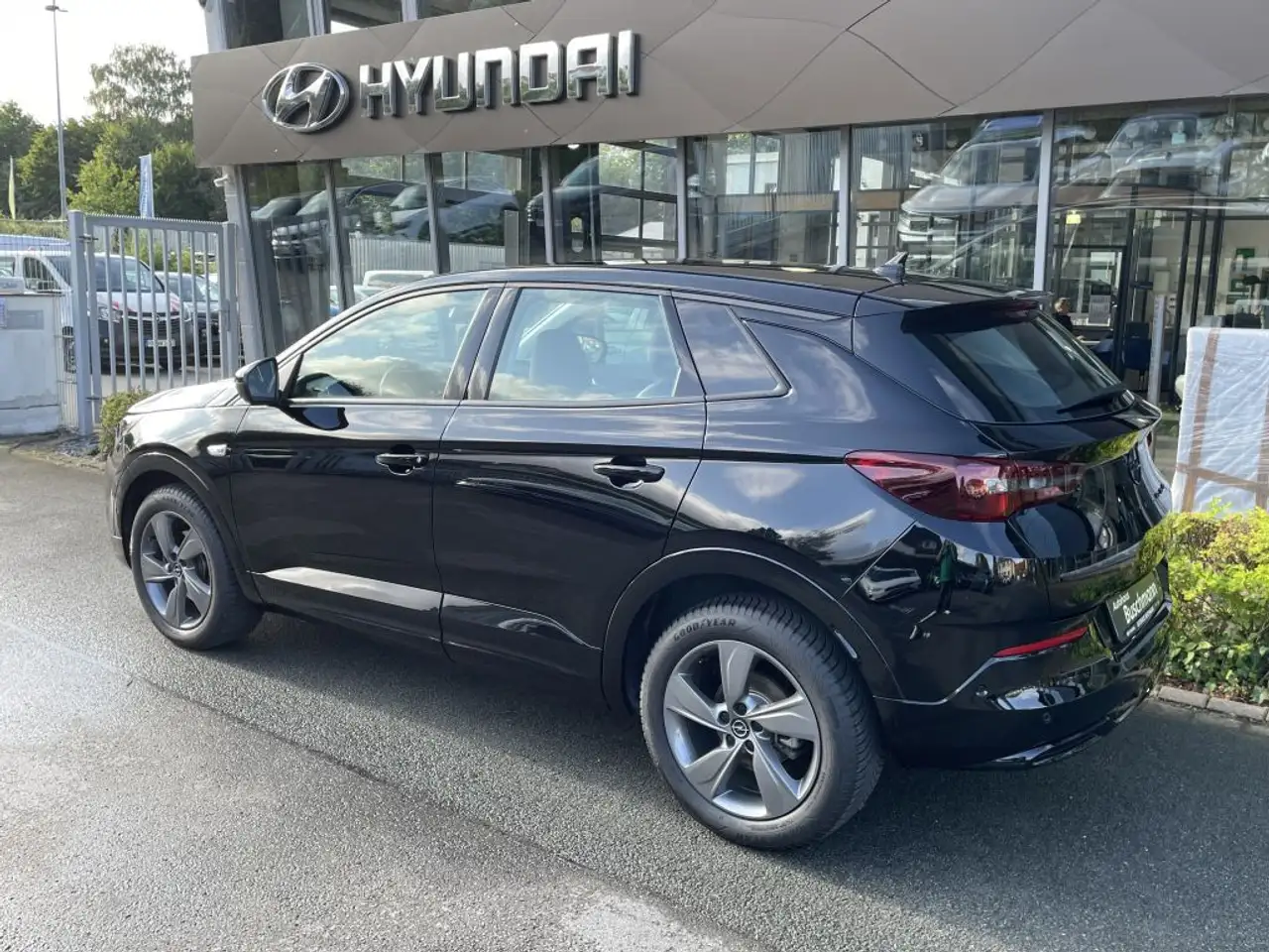 Opel Grandland 1.2 DI Automatik GS — Galería del vehículo 3