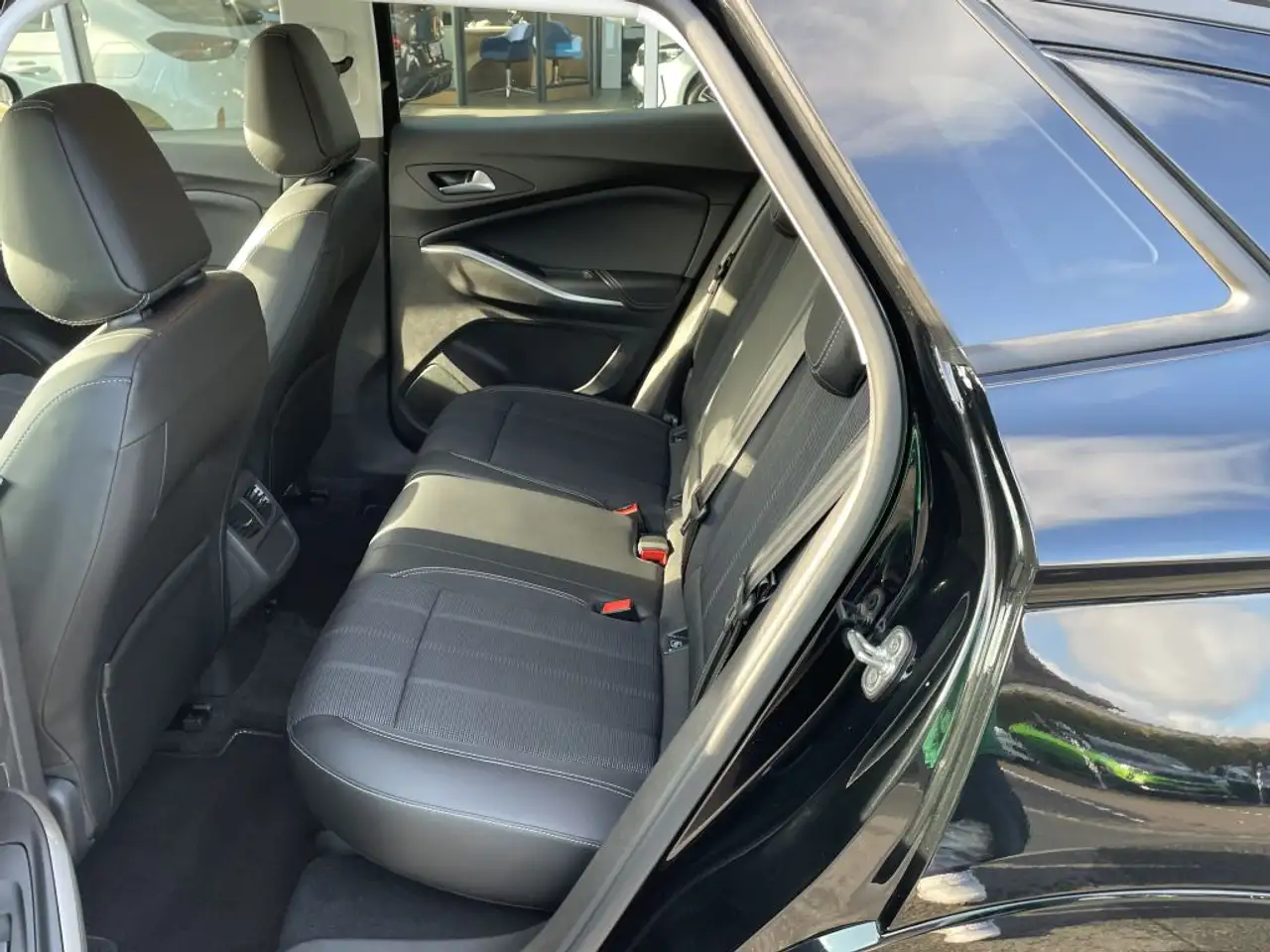 Opel Grandland 1.2 DI Automatik GS — Galería del vehículo 12