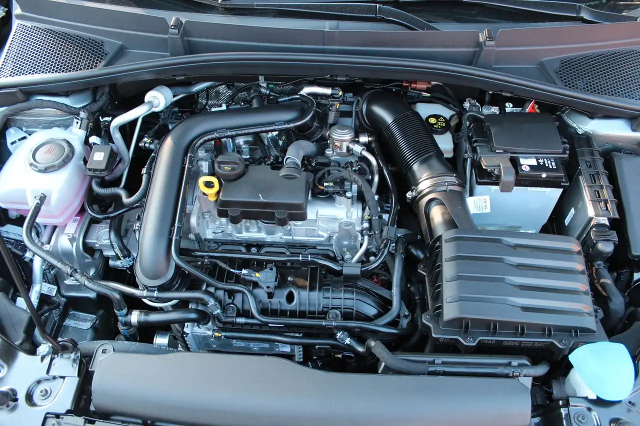 Skoda Fabia 1.0l TSI 70kW AMBITION — معرض صور السيارة 14