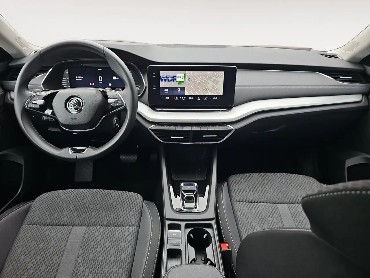 Skoda Octavia Combi 1.5 TSI ACT e-TEC Selection Plus — Galería del vehículo 9