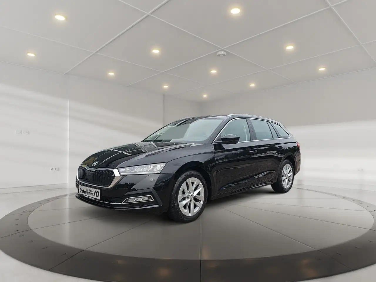 Skoda Octavia Combi 1.5 TSI ACT e-TEC Selection Plus — Bad Arolsen
