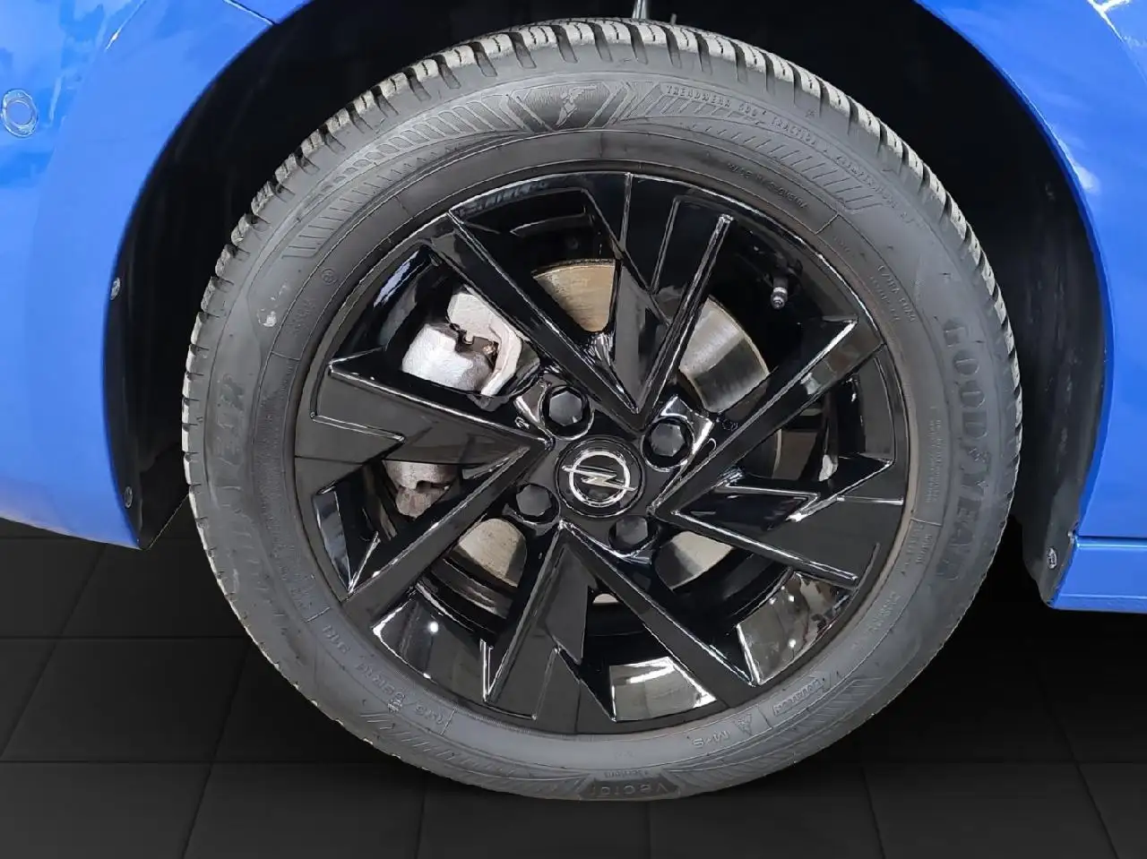 Opel Corsa F GS 1.2 74KW/100PS 6G NAVI+PDC+SHZ+KAMERA — معرض صور السيارة 15