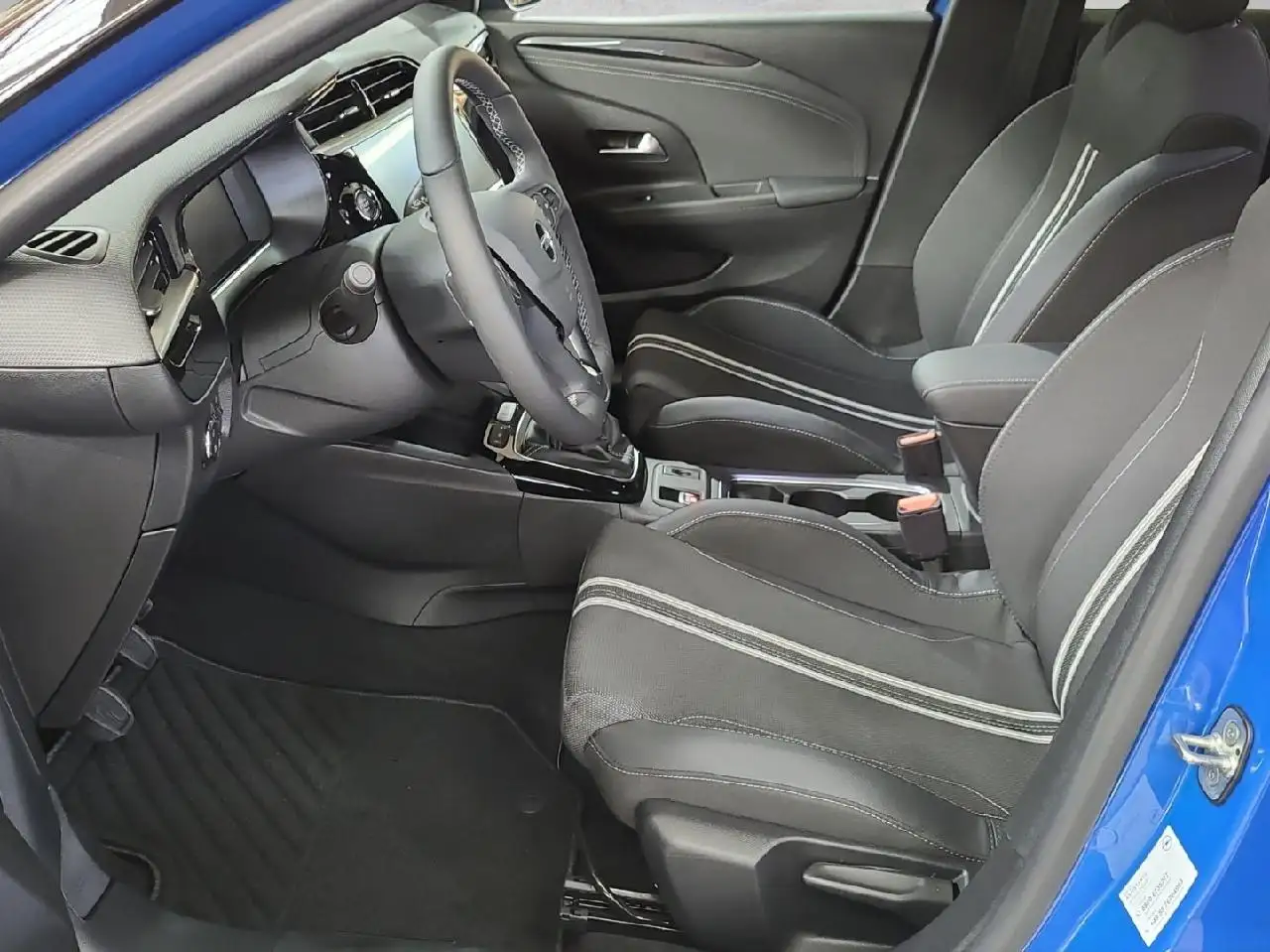 Opel Corsa F GS 1.2 74KW/100PS 6G NAVI+PDC+SHZ+KAMERA — معرض صور السيارة 9
