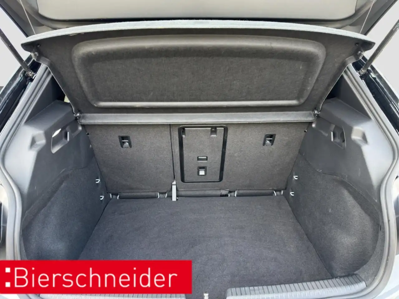 Volkswagen ID.3 Pro KAMERA LED ACC NAVI SHZ — Galerie du véhicule 27