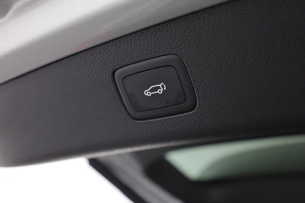 MG HS 1.5 T-GDI Luxury Aut. LED ACC Navi 360° Pano — Galerie du véhicule 26