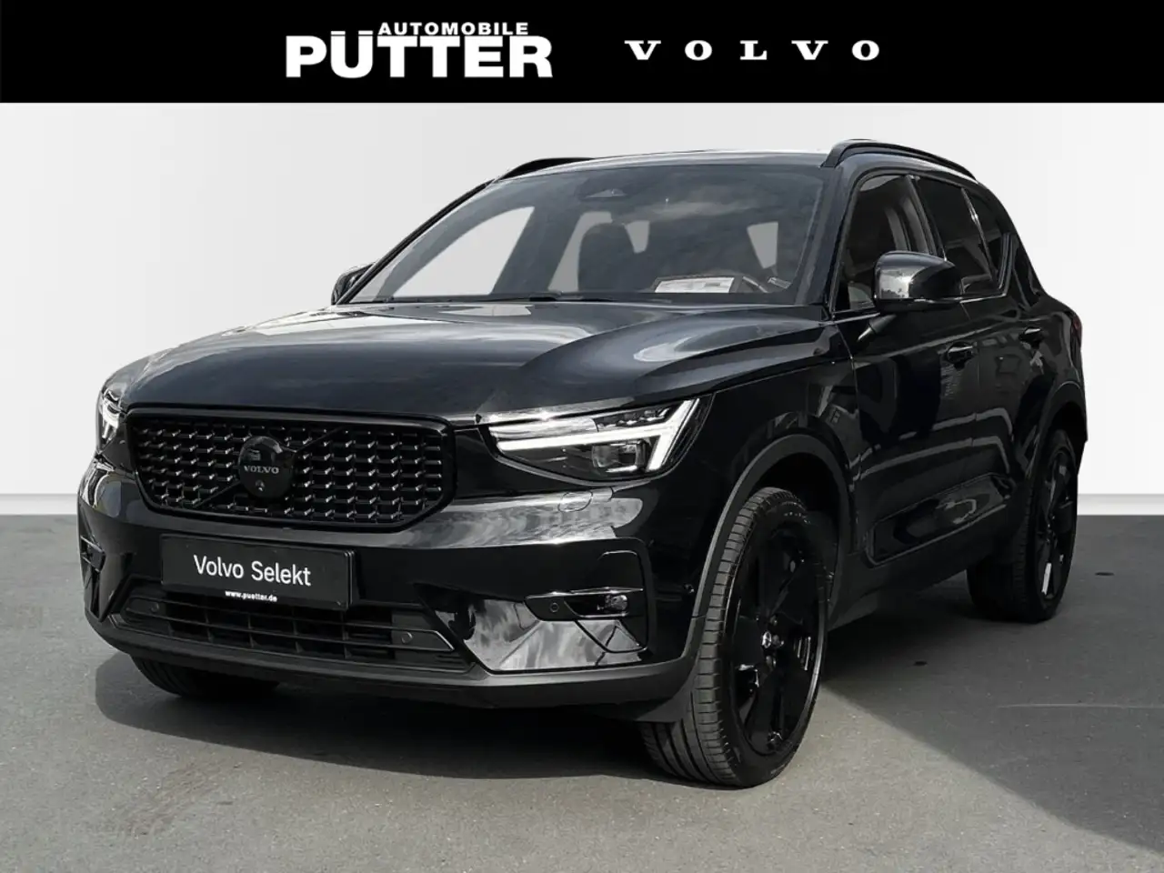 Volvo XC40 B3 Benzin Plus Black Edition 20'' ACC AHK 360 Kame — Iserlohn