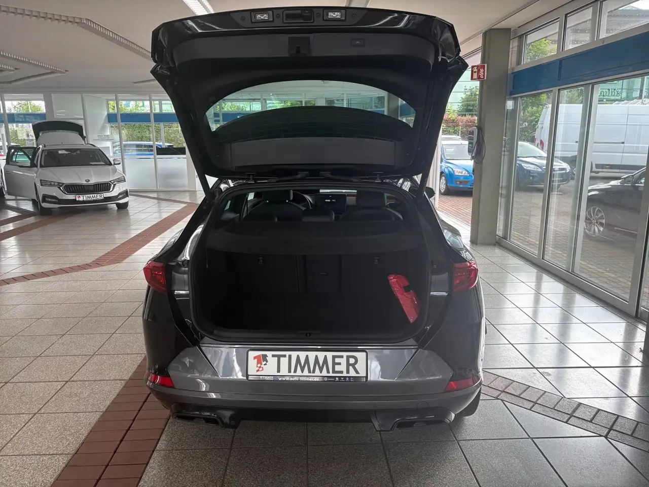 CUPRA Formentor TRIBE EDITION 1.5 TSI 150 PS DSG +360°+BEATS+LED+ — معرض صور السيارة 18