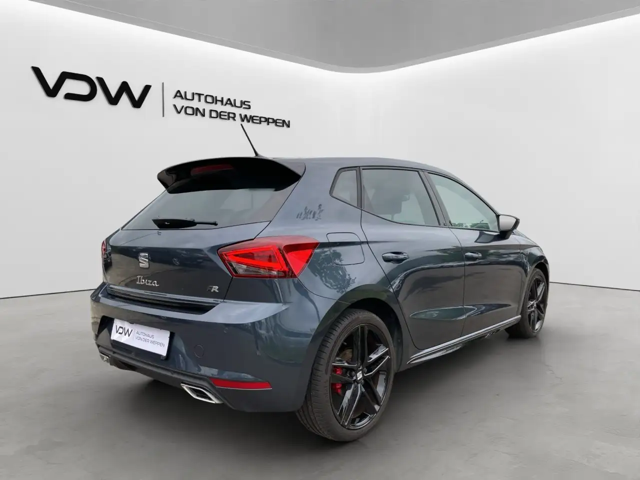 SEAT Ibiza TSI FR Navi Kamera Keyless SHZ Black-Paket — Galería del vehículo 10