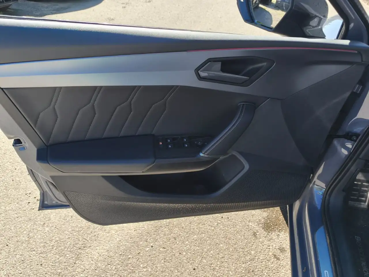 CUPRA Leon Sportstourer 310 VZ LEDER PANO eSITZ BEATS — معرض صور السيارة 10