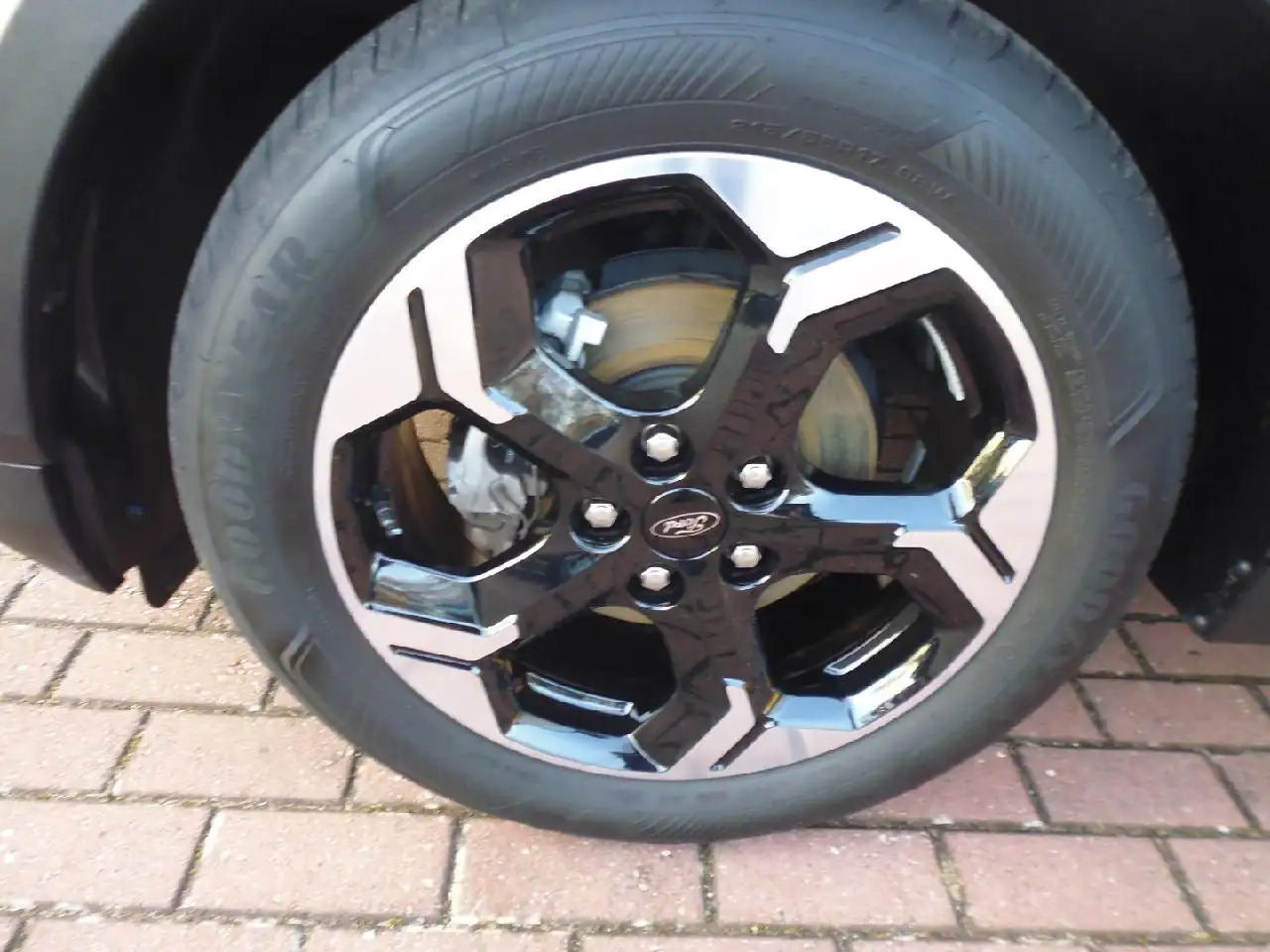 Ford Tourneo Courier Active — Vehicle gallery 10