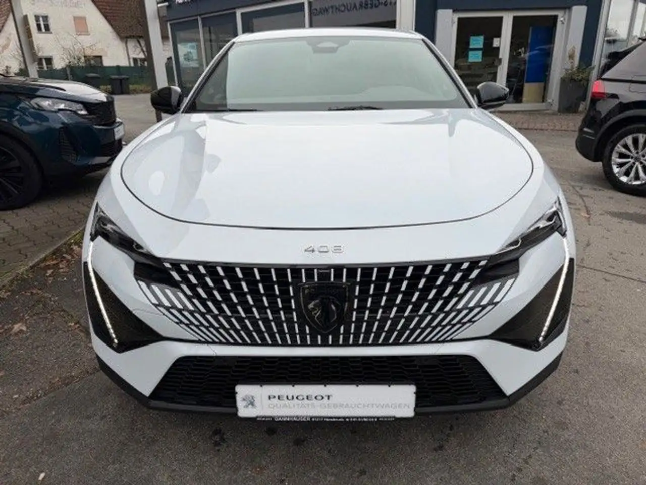 Peugeot 408 PureTech 130 EAT8 GT, AHK, FOCAL,360°K.,1.Hd — Vehicle gallery 3