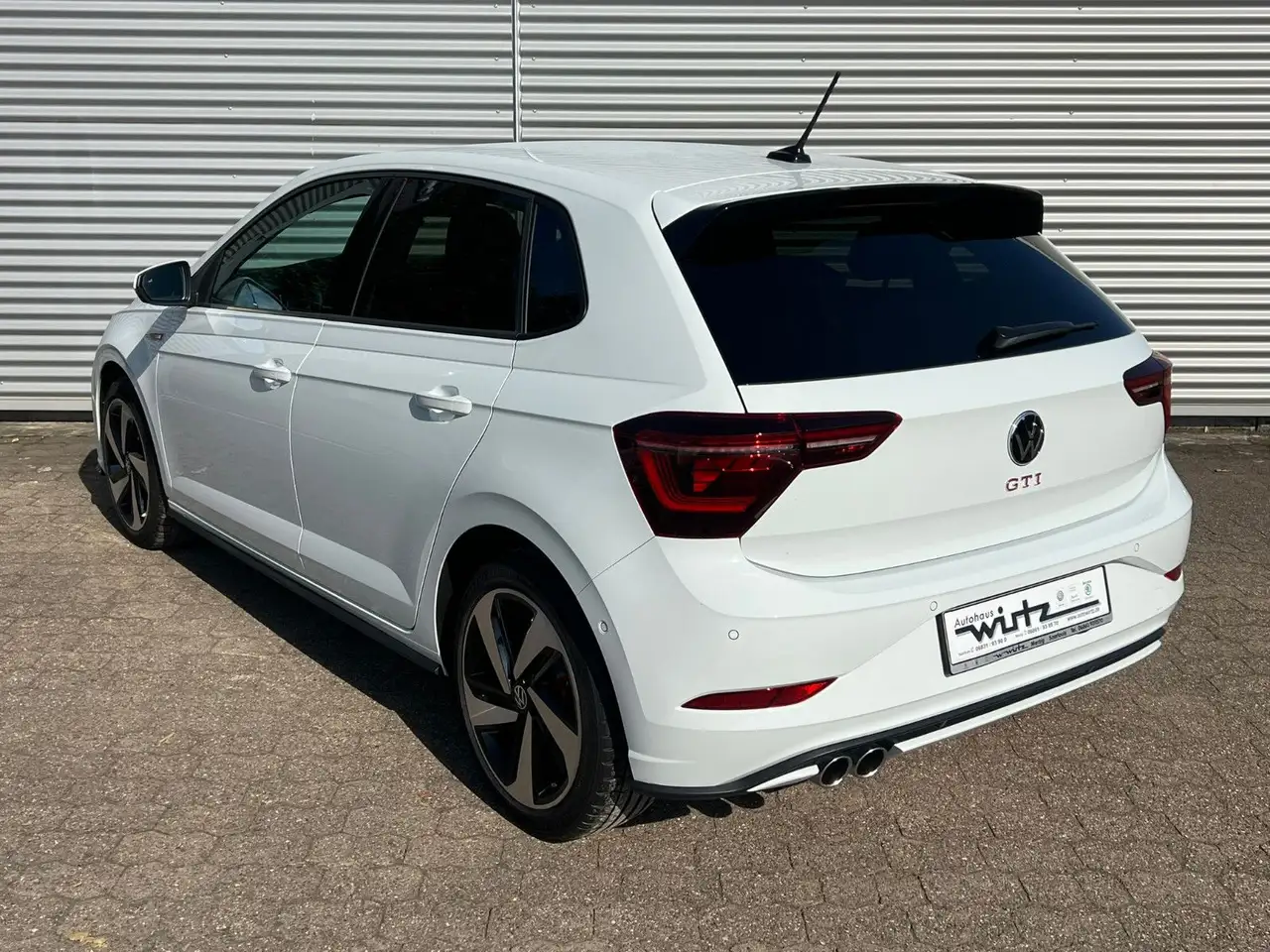 Volkswagen Polo GTI 2.0 TSI DSG ACC Matrix — معرض صور السيارة 4